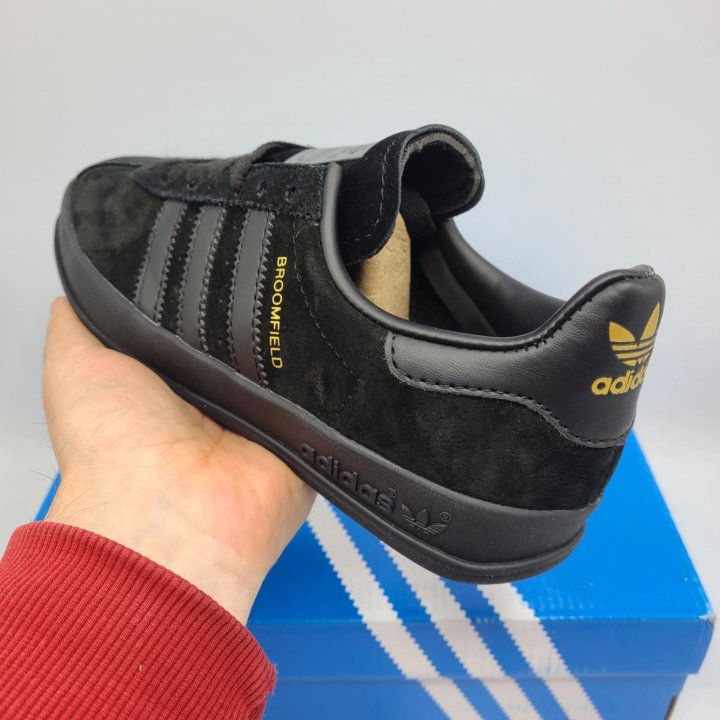 Adidas Broomfield