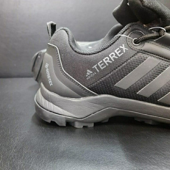 Кроссовки Adidas артикул 298 чёрный