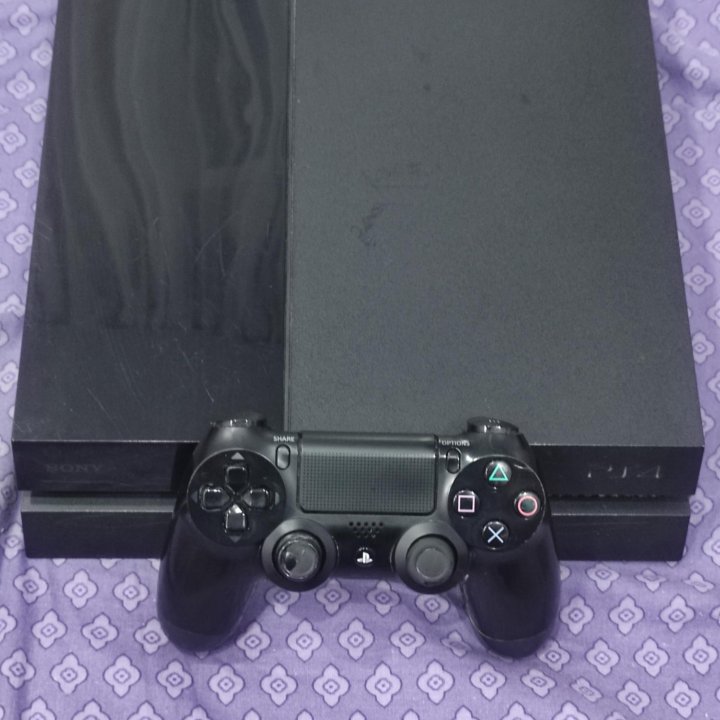 Sony PlayStation 4