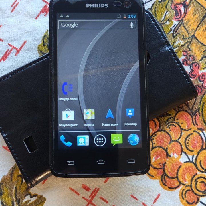 Телефон смартфон Philips Xenium W 732