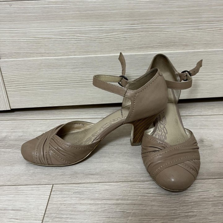 Туфли Chester 38