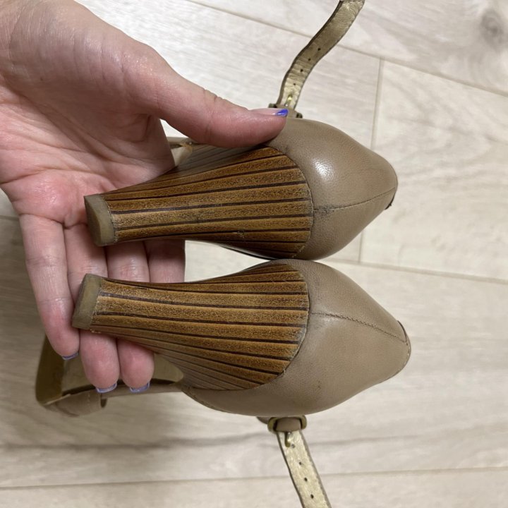 Туфли Chester 38