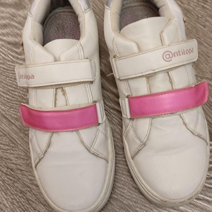 Кроссовки для девочки antilopa 37 размер