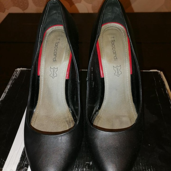 Чёрные туфли
