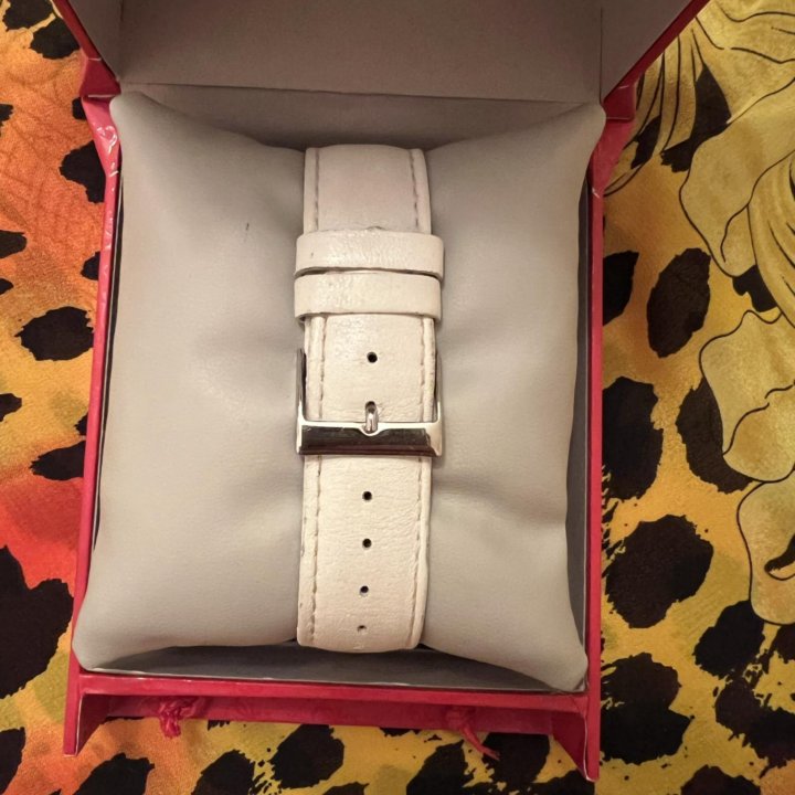 Guess часы оригинал