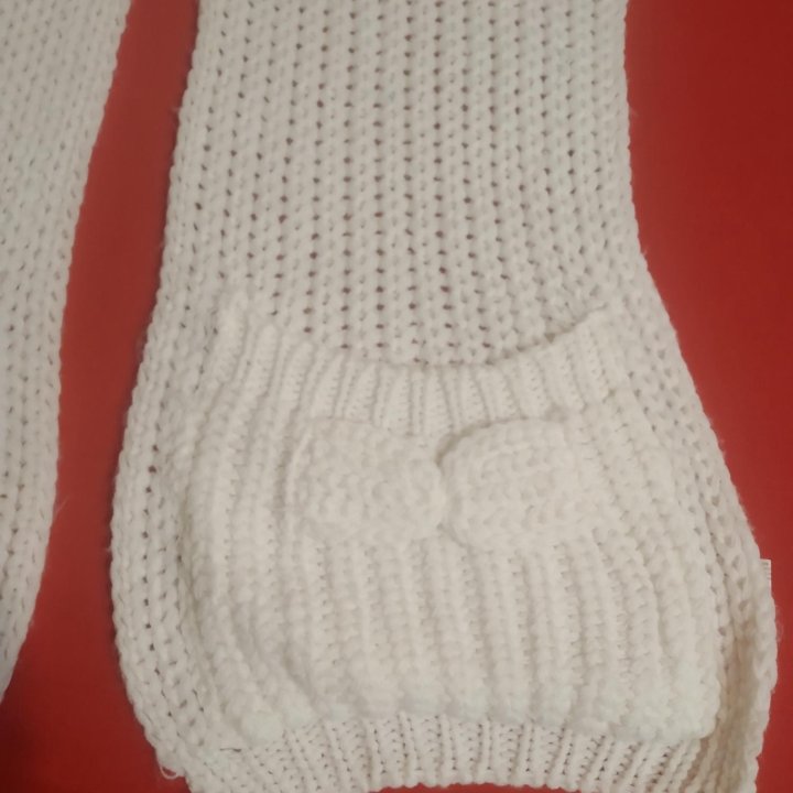 Шарф белый с карманами