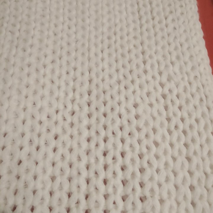 Шарф белый с карманами