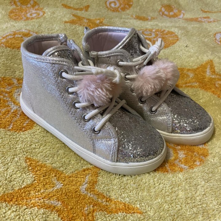 Обувь для девочки