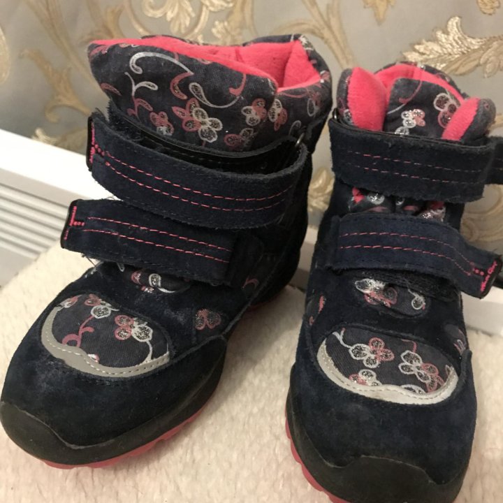 Ботинки для девочки. Зима