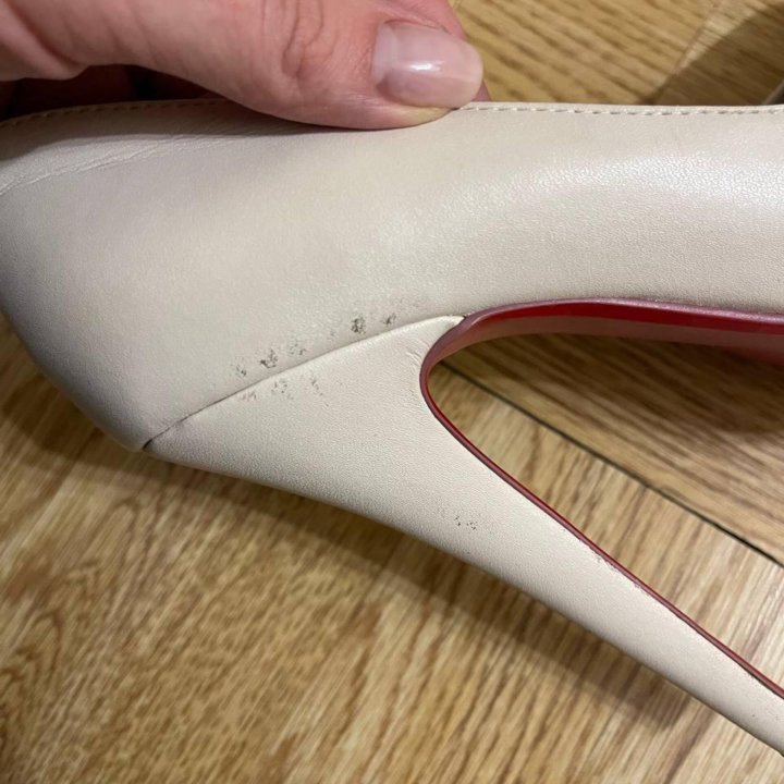 Туфли на каблуке