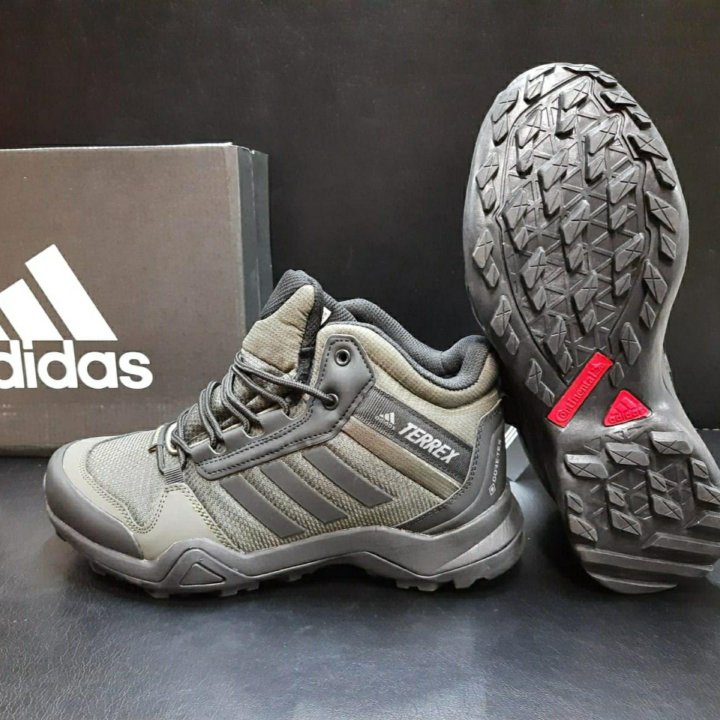 Кроссовки Adidas Gore-tex артикул 325 олив