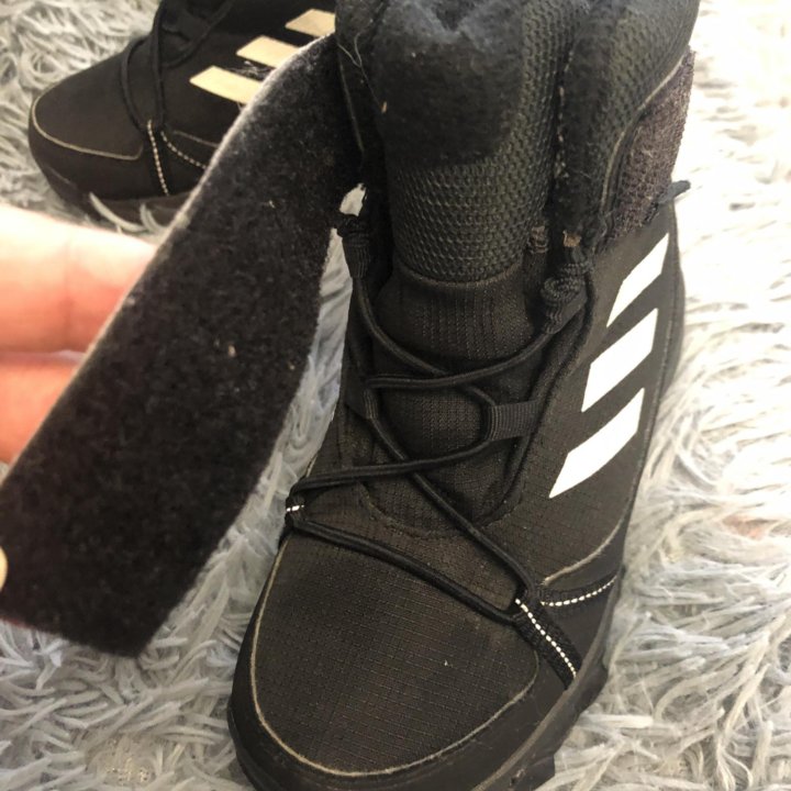 Ботинки для мальчика.