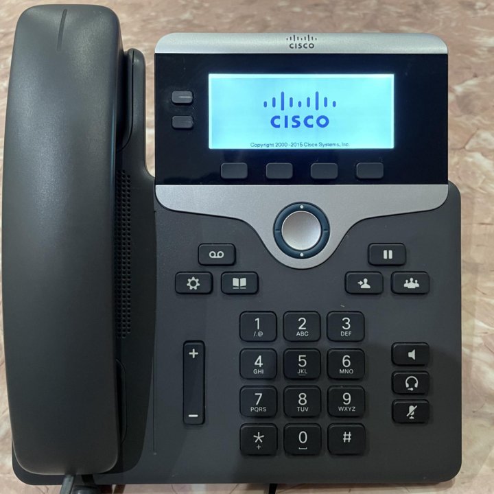 IP телефон Cisco CP-7821