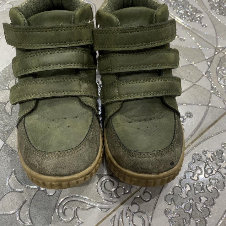 Осенние ботинки