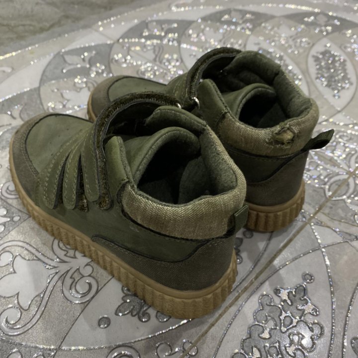 Осенние ботинки