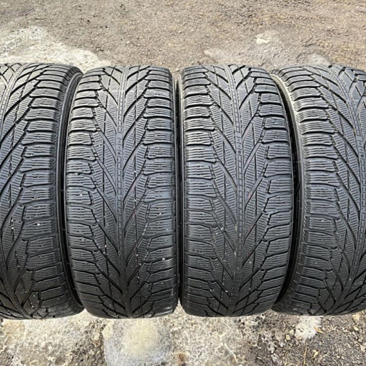 Nokian Tyres Hakkapeliitta R2 SUV 245/55 R19 107R