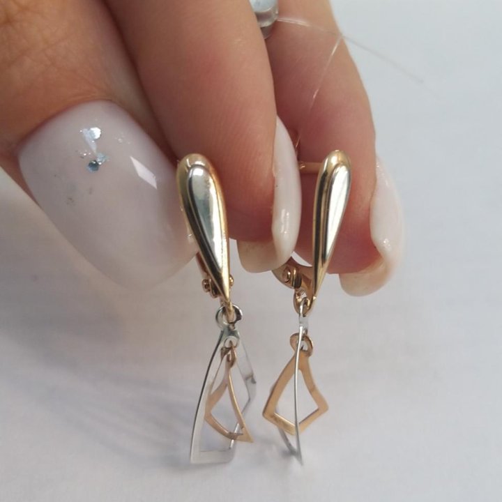 Золотые серьги