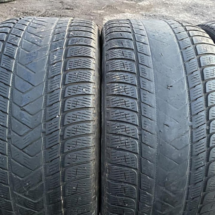 Pirelli Scorpion Winter 295/35 R21 107V