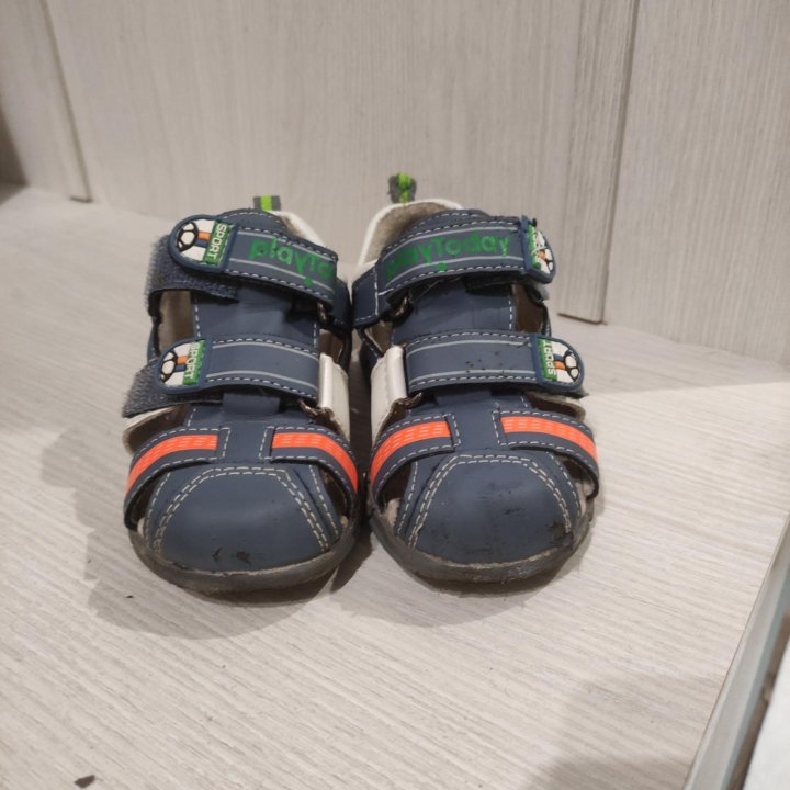 Сандали детские