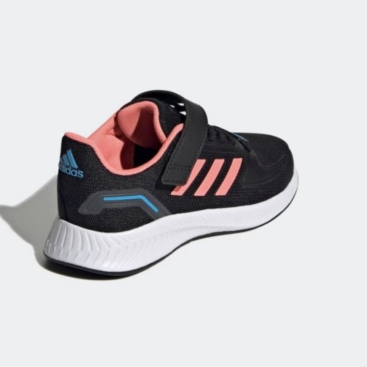 Кроссовки Adidas 31 новые