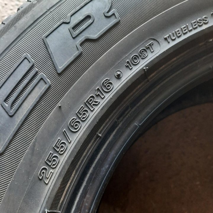 255/65R16 Bridgestone Dueler H/T 689 (Лот №5391)