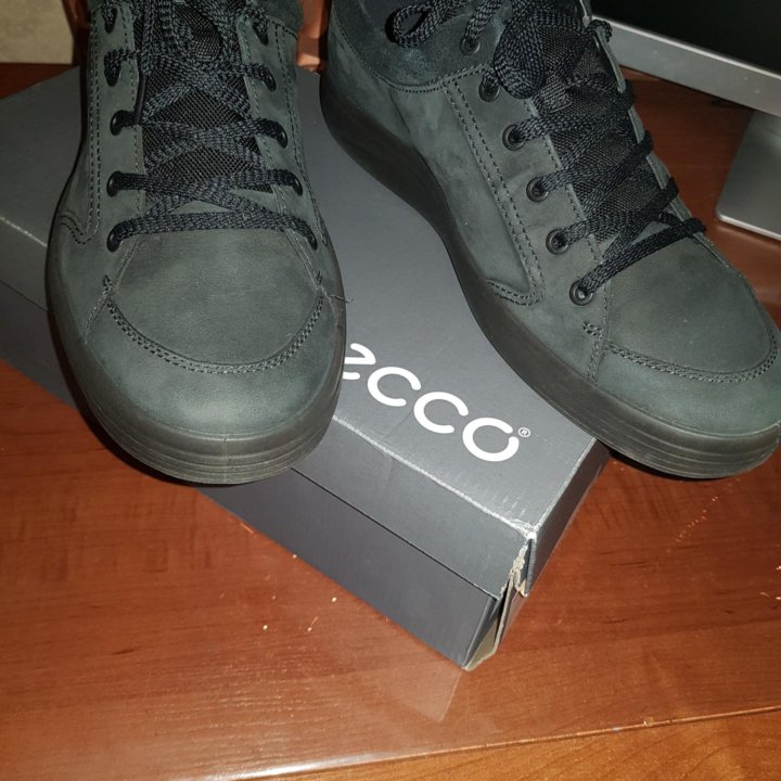 Кеды ecco