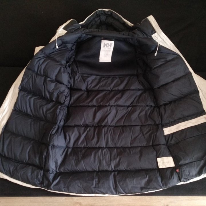 Пуховик Helly Hansen L-XL RWB Down Parka. Оригинал