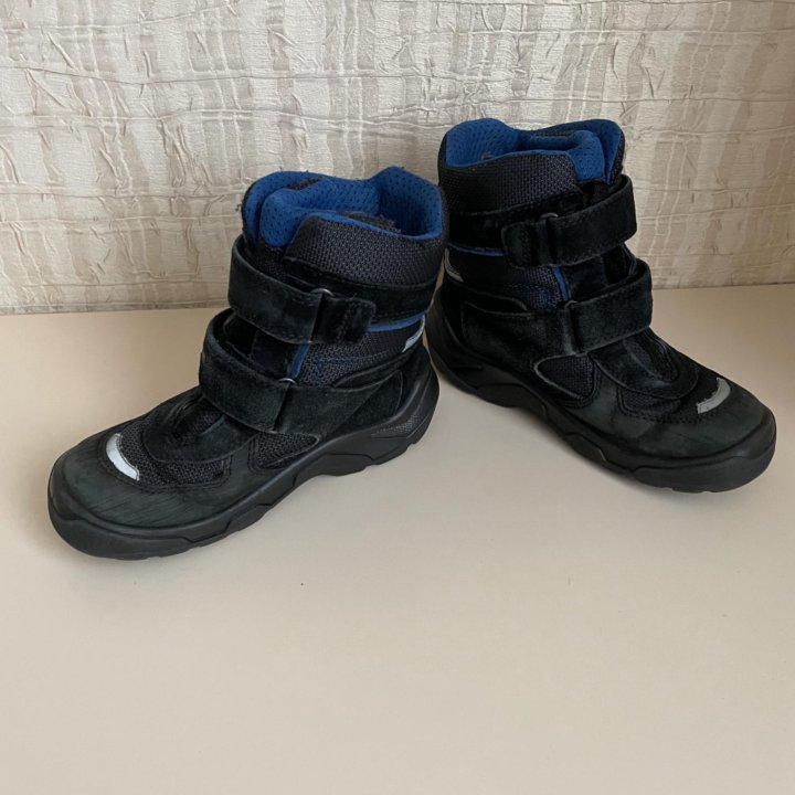 Осенние ботинки Ecco 30 р.