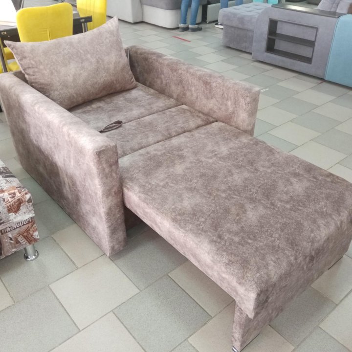 Кресло-кровать с подлокотниками