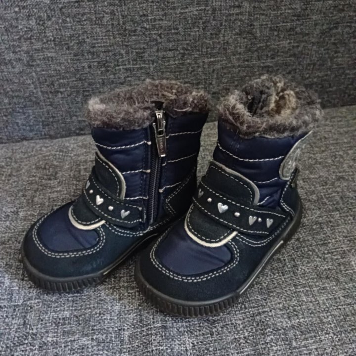 Обувь для девочки. Р. 19