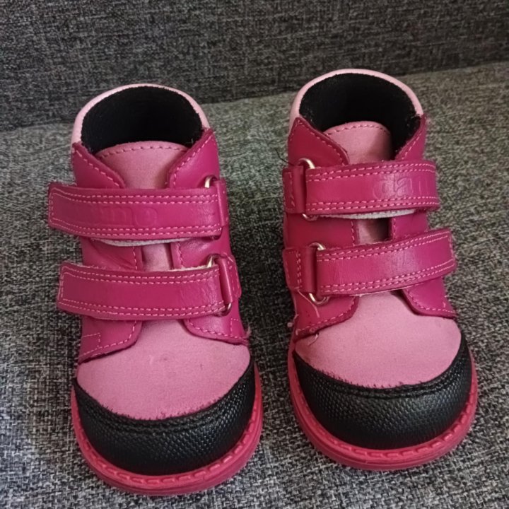 Обувь для девочки. Р. 19