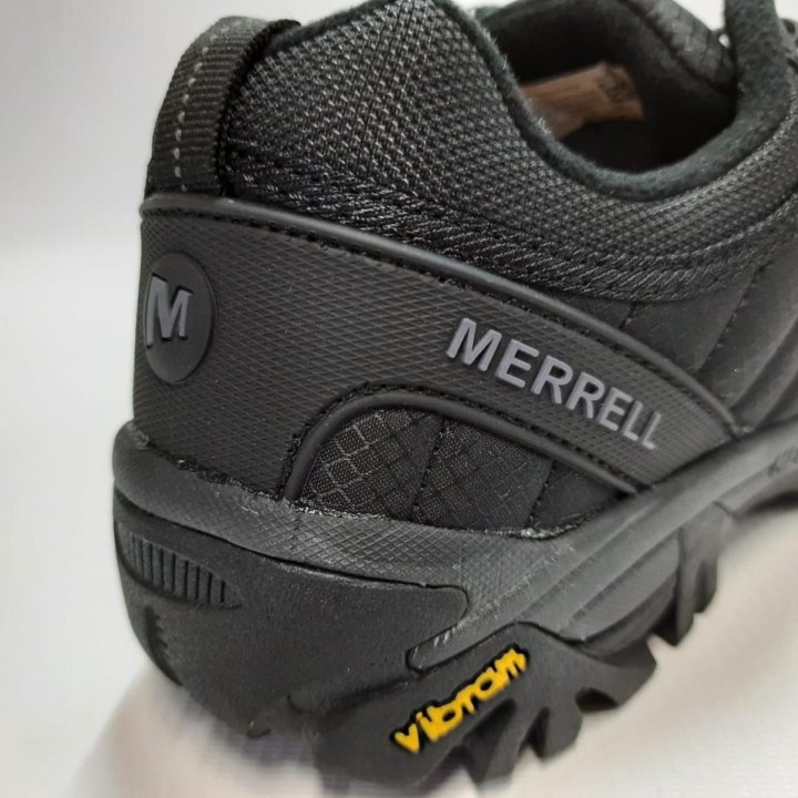 Кроссовки Merrell утепленные артикул 777 чер/чер