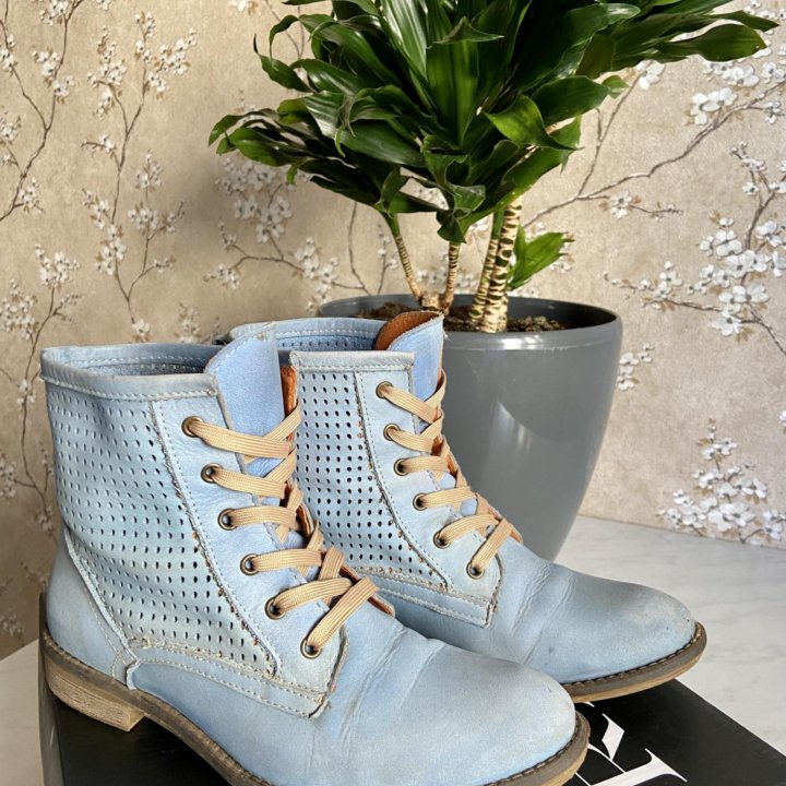 Полуботинки