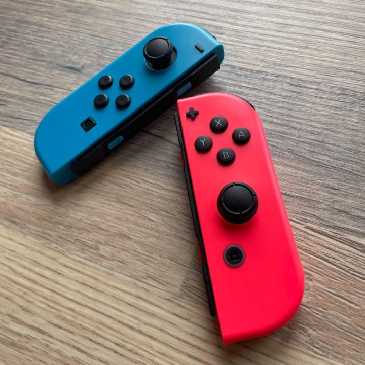 Joy Con Controllers Red / Blue Switch