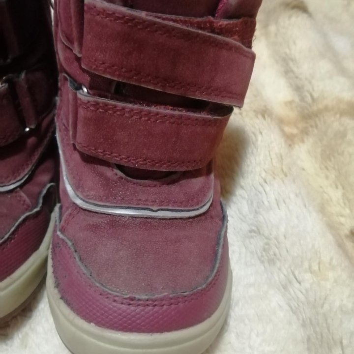 Зимние ботинки для девочки