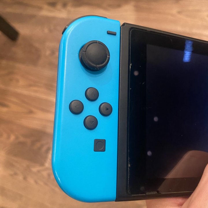 Nintendo switch +игры + Pro controller