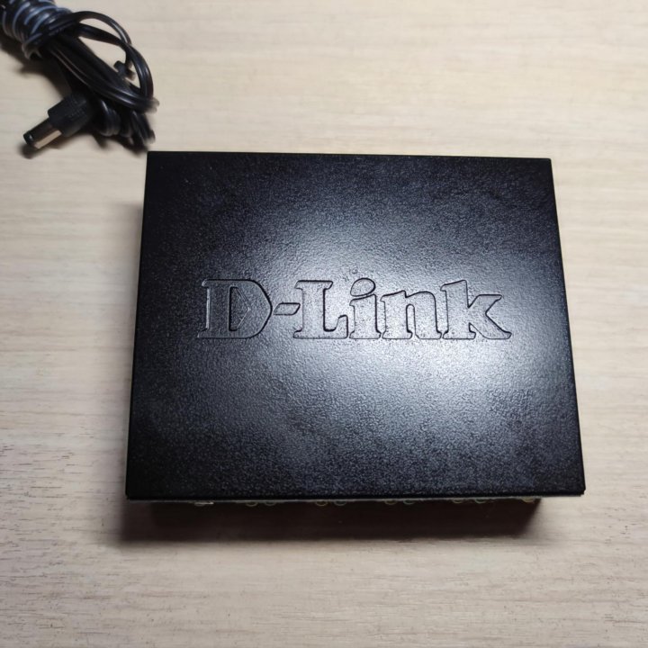 Гигабитный коммутатор D-Link DGS-1100-05