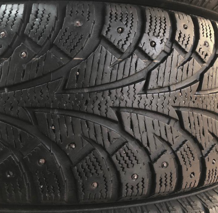 215/60/17 Hankook Winter I'Pike. 1шт