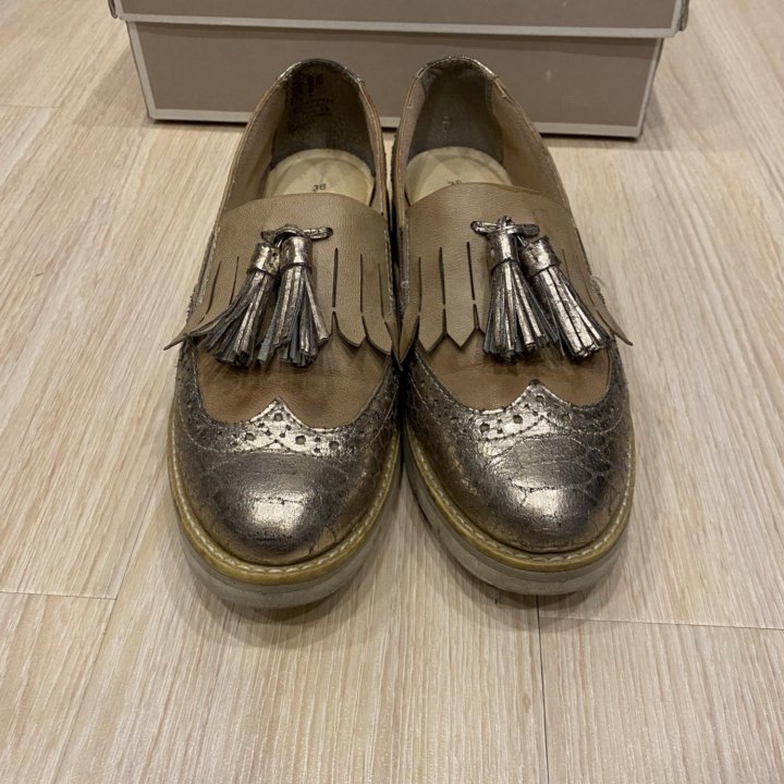 Кожаные лоферы