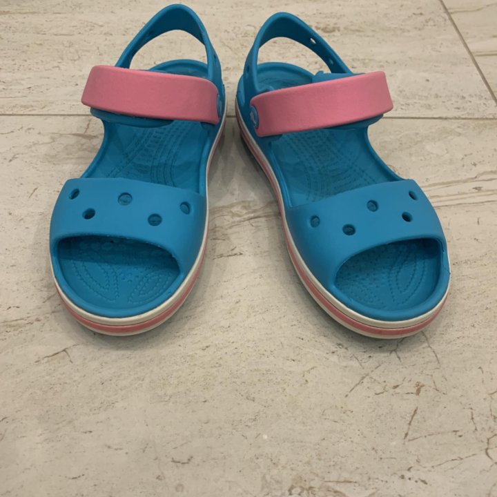 Сандалии crocs J1