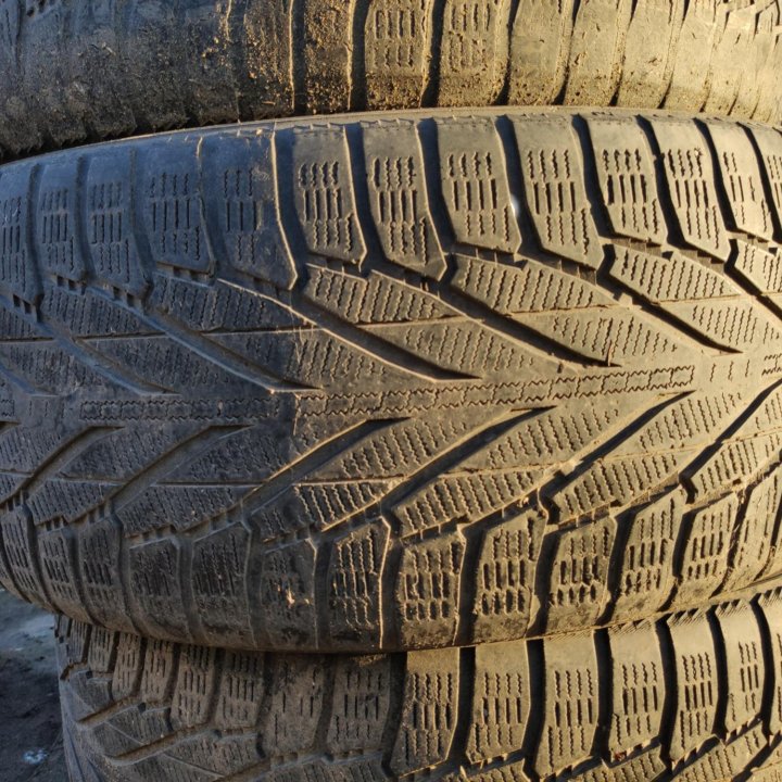 Nokian Hakkapeliitta R2 SUV, 275/45/20 Пара