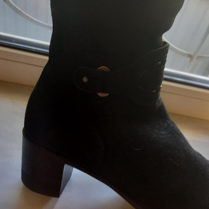 Зимнии сапоги