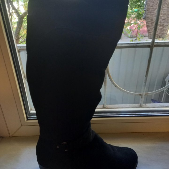 Зимнии сапоги