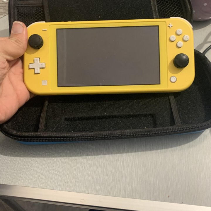 Nintendo switch lite новый