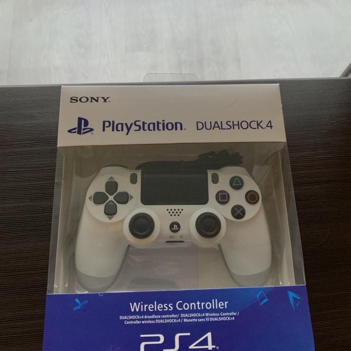 Геймпад PlayStation 4