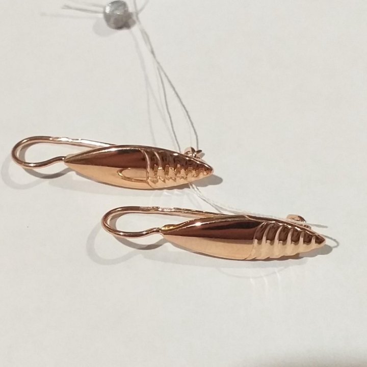 Золотые серьги 2,48гр