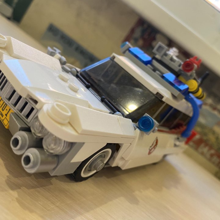 Lego Ghostbusters Ecto-1 21108