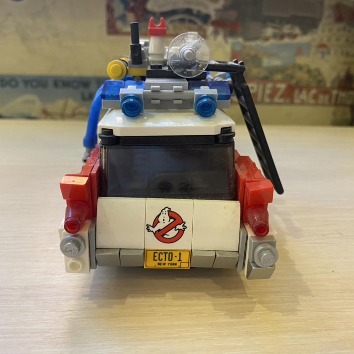 Lego Ghostbusters Ecto-1 21108