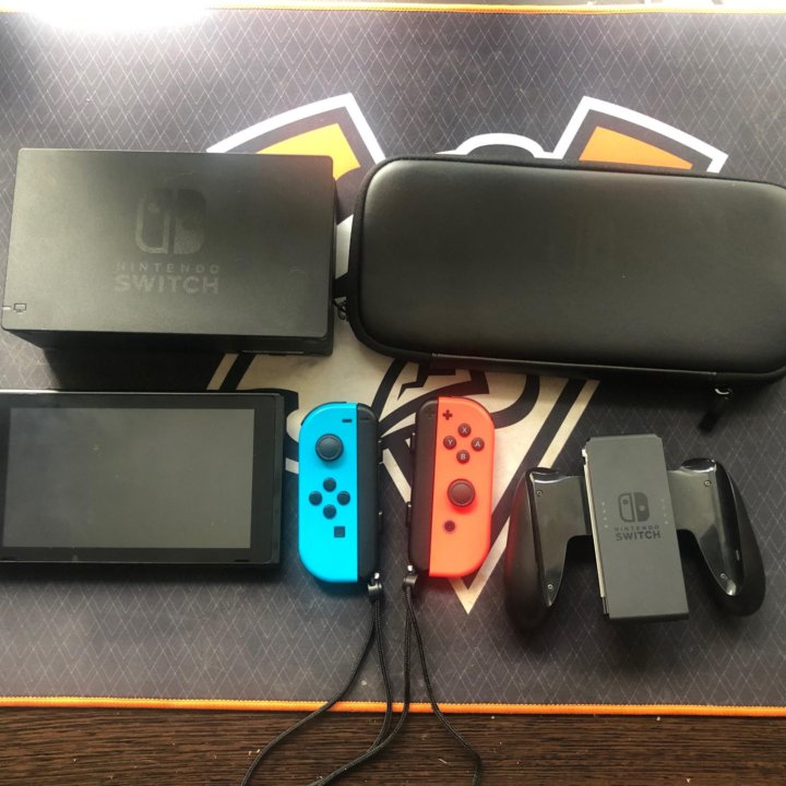Nintendo switch + 64 gb