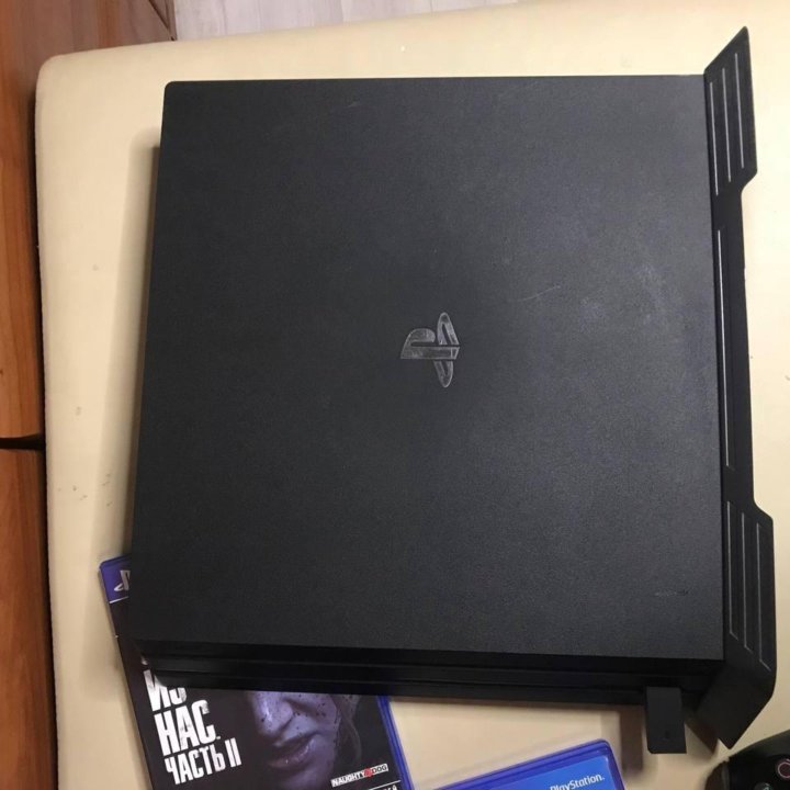 Sony ps 4 pro 1tb
